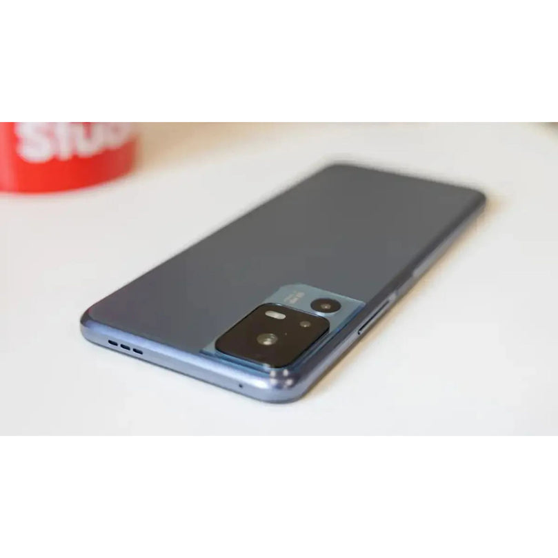 TCL 40 SE being showcased from the back.